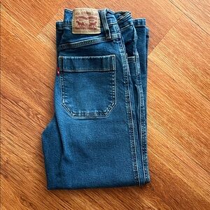 Levi's Men's Relaxed Jeans in Classic Blue